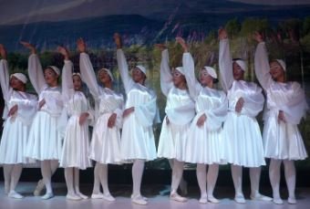 BALLET AS SAPATILHAS MÁGICAS